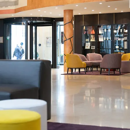 Hotel Crowne Plaza By Ihg 4*