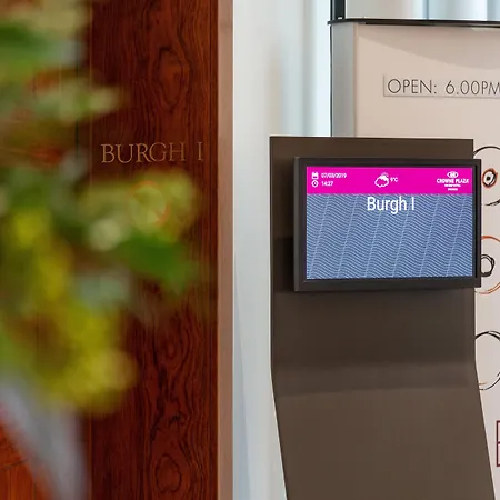 Crowne Plaza By Ihg